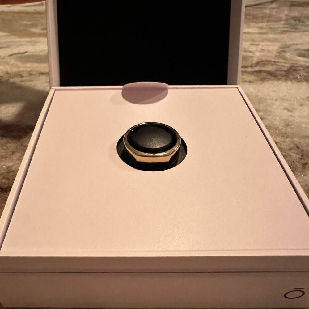 Oura ring - Heritage Gen3, size 8, gold